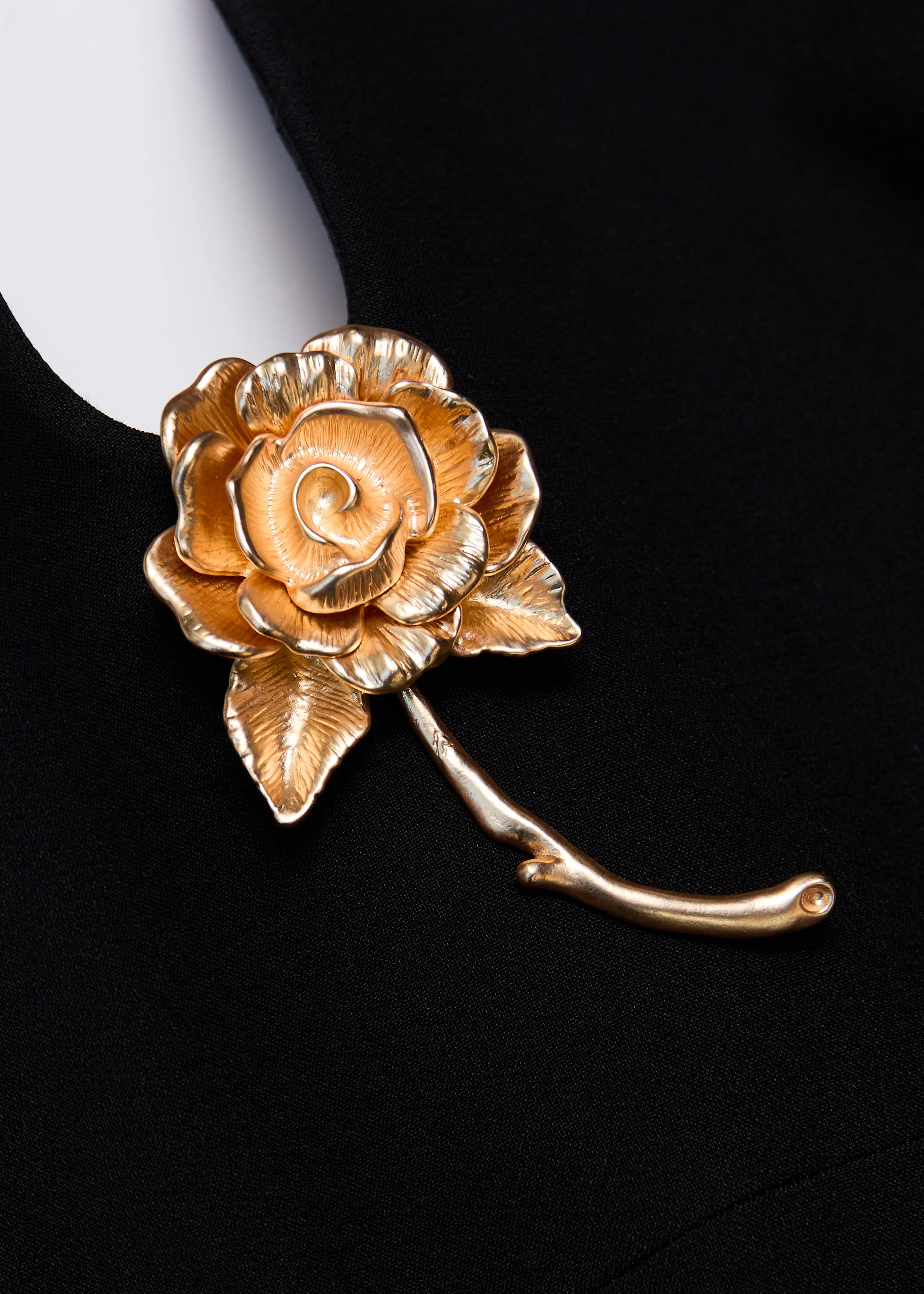 Gold Rose Brooched Plunge Dress - Image 5