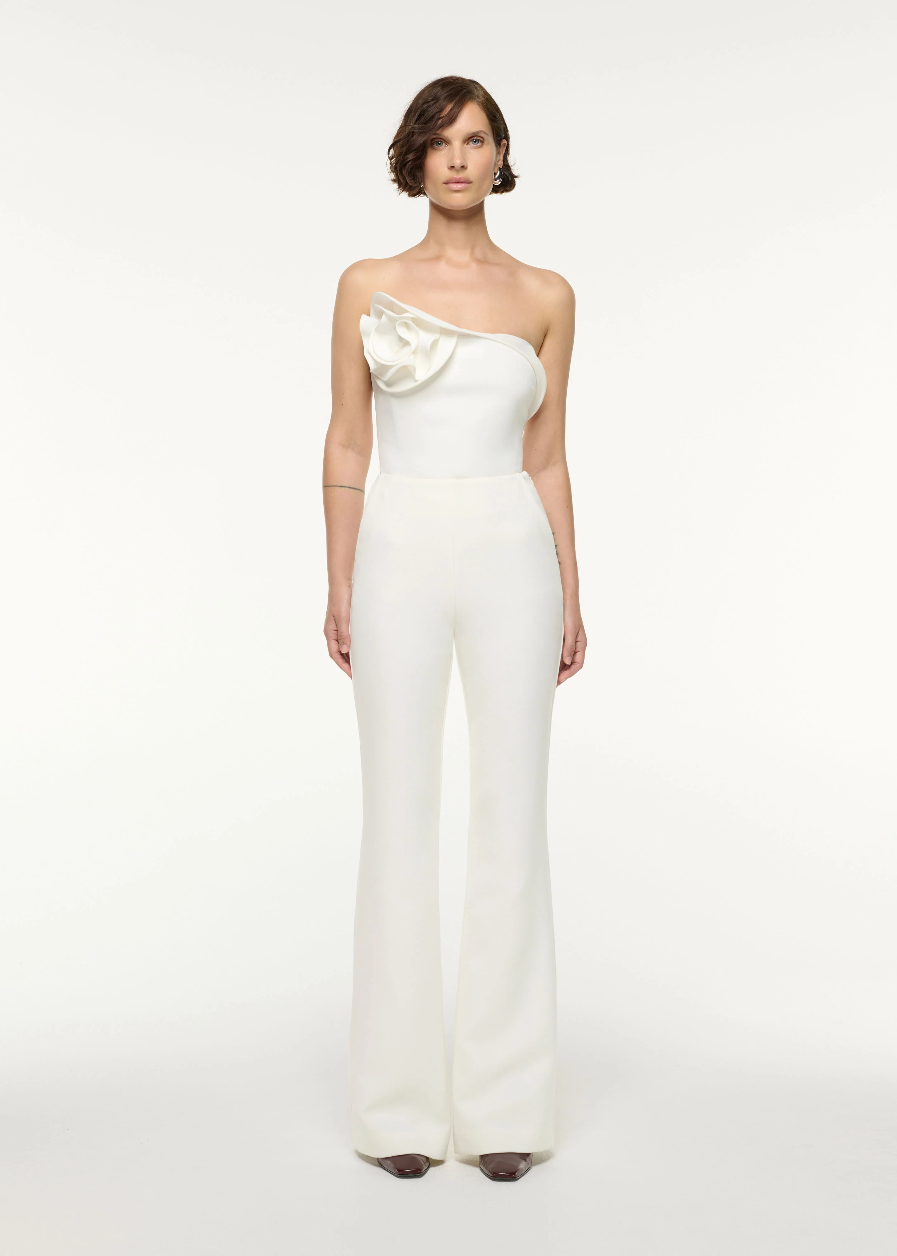 Tailored Fit And Flare Crepe Trouser