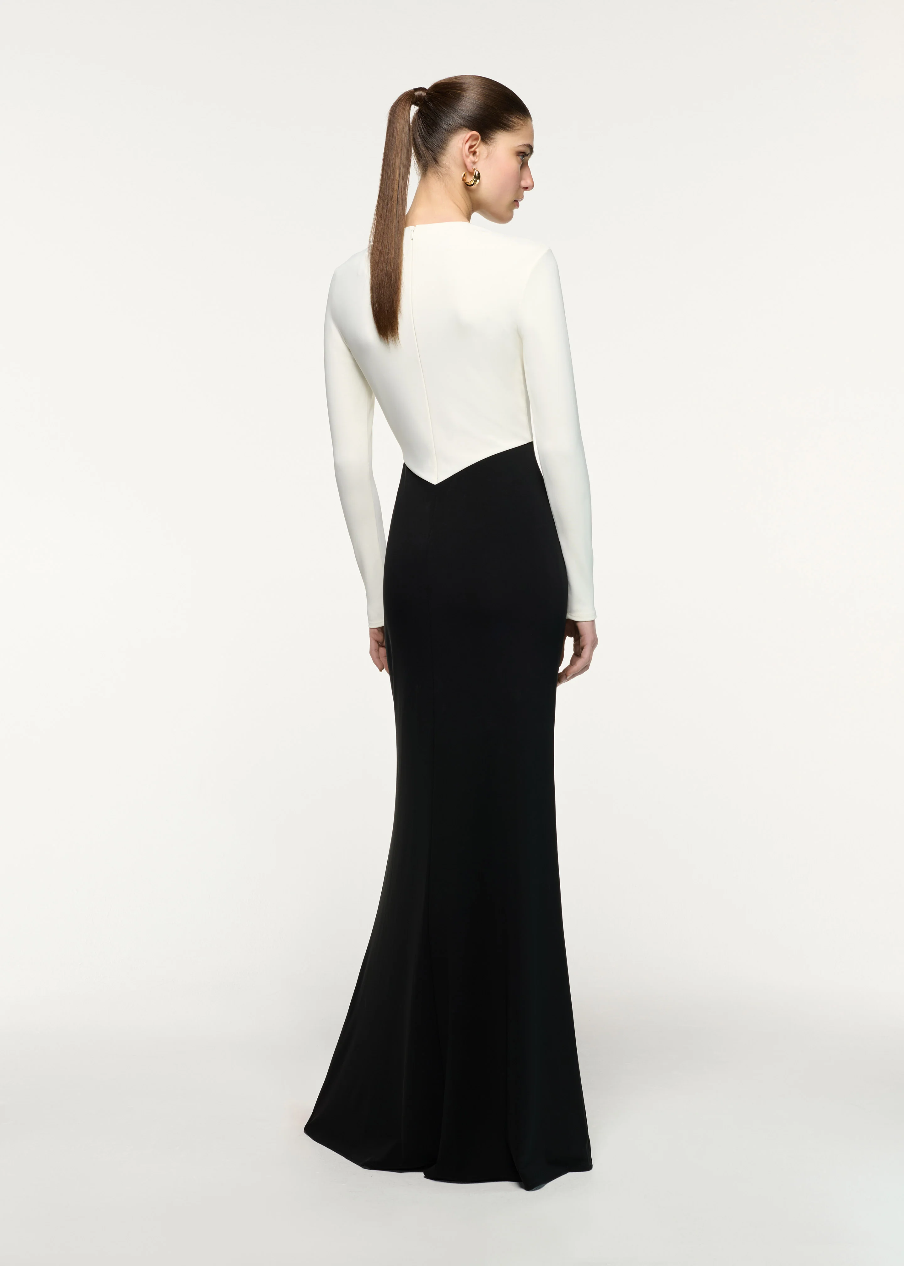 Waterfall Contrast Drape Gown - Image 3